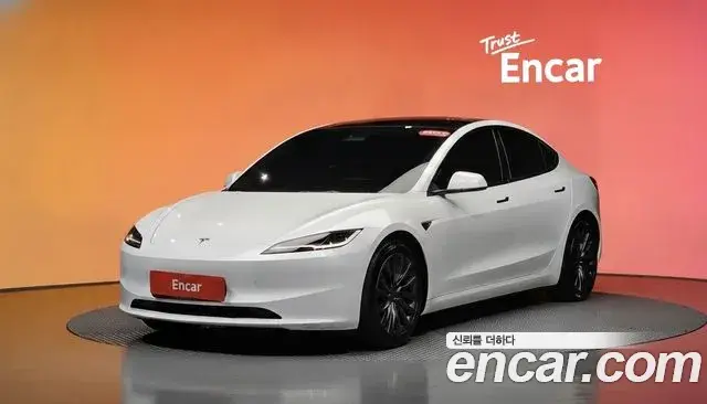 Tesla Model 3 RWD 2024