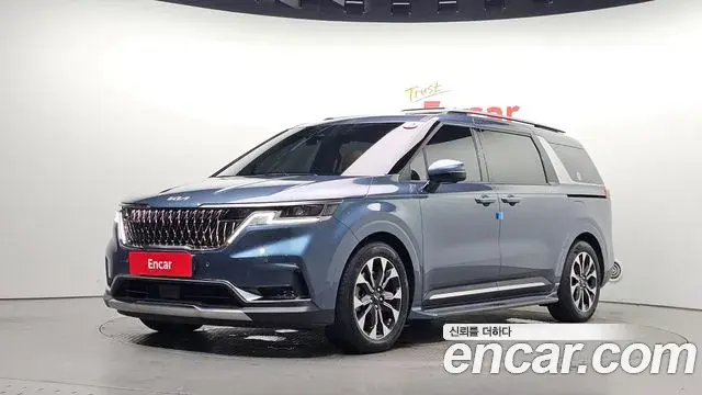 Kia Carnival Gasoline 7-Seater Signature 2023