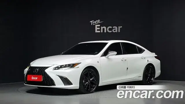 Lexus ES F-Sport 2022