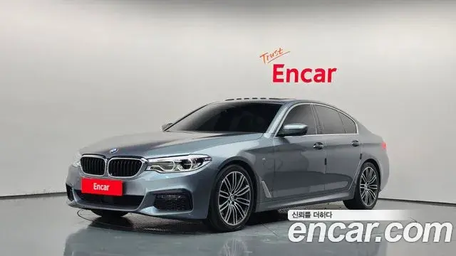 BMW 5-Series 530i M Sport Package Plus 2020
