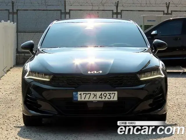 Kia K5 2.0 Signature 2023