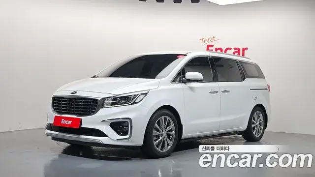 Kia Carnival Gasoline 7-Seater Limousine President 2019