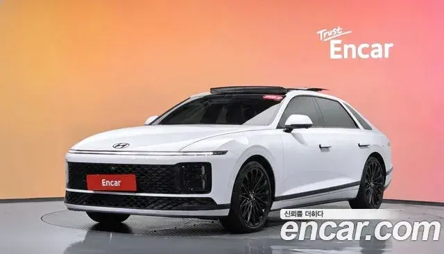 Hyundai Grandeur Calligraphy 2023