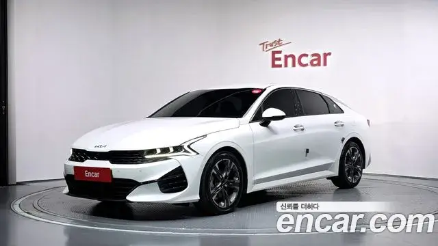 Kia K5 2.0 Signature 2022