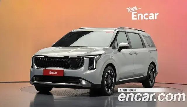 Kia Carnival Diesel 9-Seater Noblesse 2024