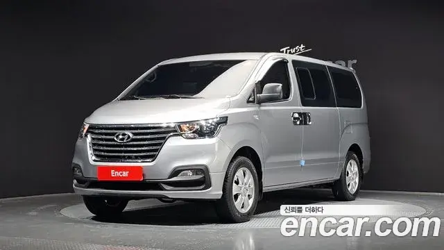 Hyundai Starex 4WD Wagon 12-Seater Modern 2020