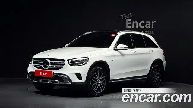 Mercedes-Benz GLC-Class GLC300e 4MATIC 2021