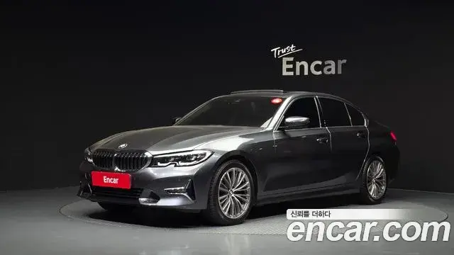BMW 3-Series 320i Luxury 2021
