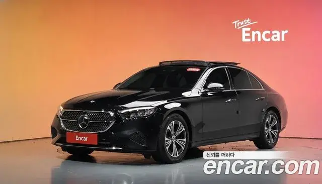 Mercedes-Benz E-Class E200 Avantgarde 2025