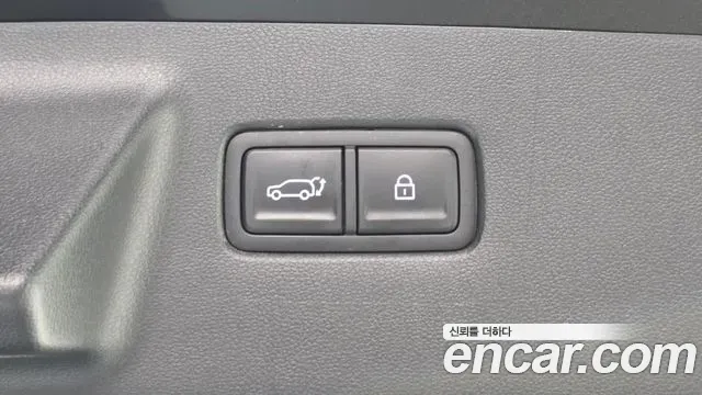 Hyundai Santa Fe HEV 1.6 2WD Exclusive 2024 — фото 15