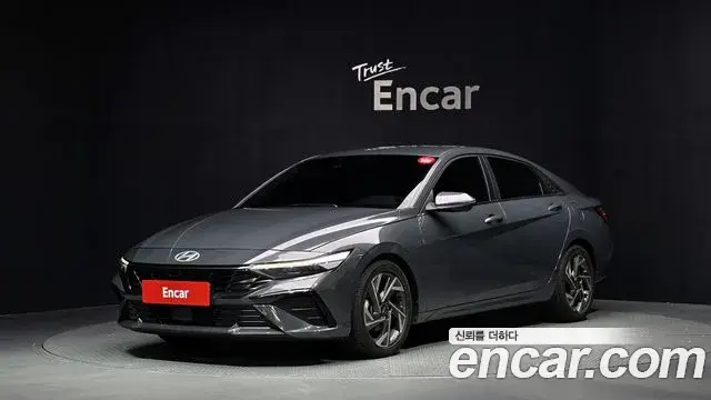 Hyundai AVANTE 1.6 Inspiration 2024