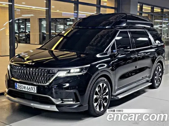 Kia Carnival Gasoline 7-Seater Hi-Limousine Signature 2023