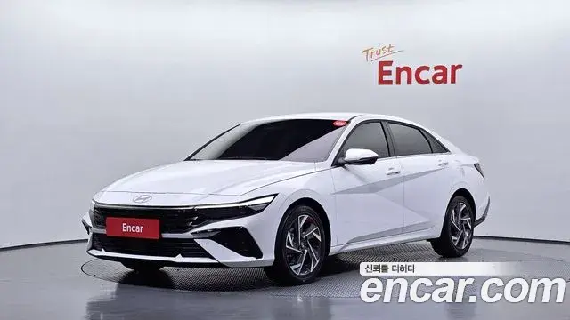 Hyundai AVANTE 1.6 Inspiration 2025