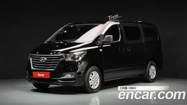 Hyundai Starex Van 3-Seater Smart 2019