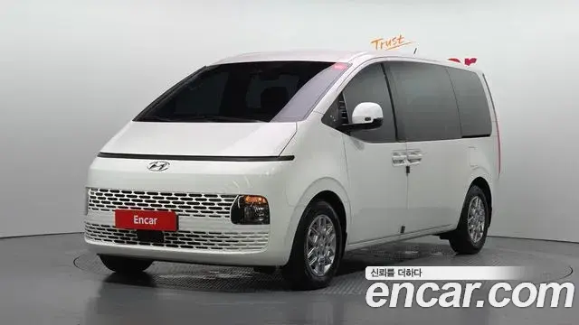 Hyundai Staria Tourer 9-Seater Modern 2022
