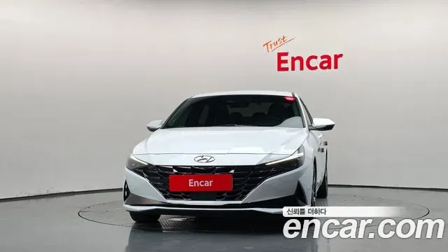 Hyundai AVANTE Inspiration 2022 — фото 3