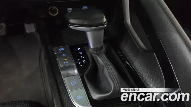 Hyundai AVANTE Inspiration 2022 — фото 9