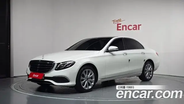 Mercedes-Benz E-Class E300 4MATIC Exclusive 2019