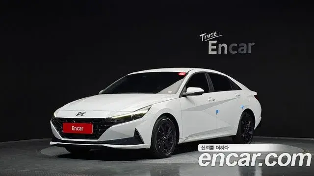 Hyundai AVANTE 1.6 Modern 2022