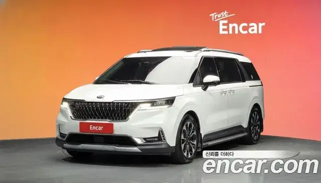 Kia Carnival Gasoline 7-Seater Signature 2021