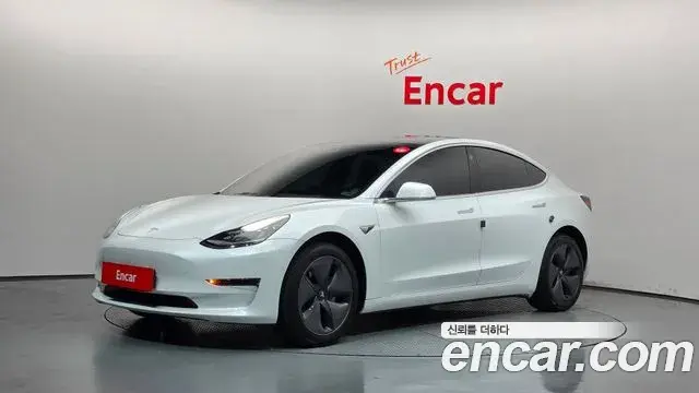Tesla Model 3 Standard Range Plue RWD 2020