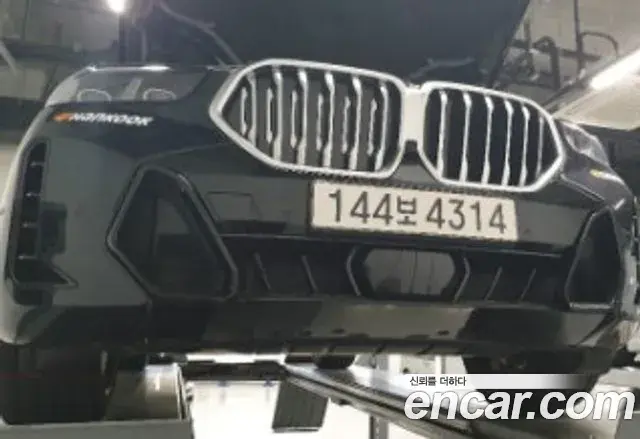 BMW X6 xDrive40i M Sport 2025