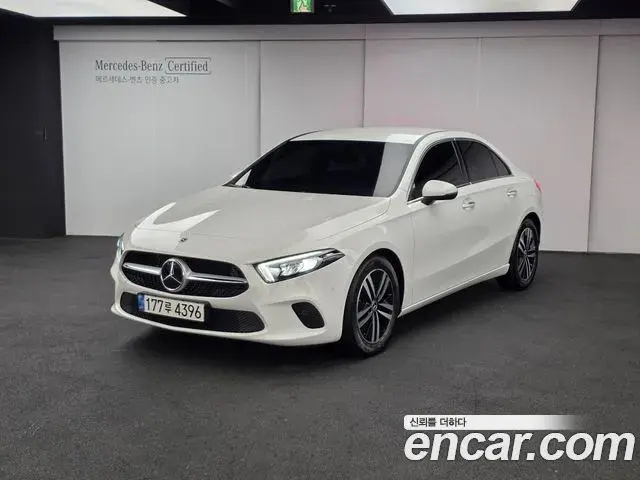 Mercedes-Benz A-Class A220 Sedan 2021