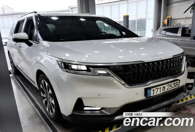 Kia Carnival Diesel 9-Seater Noblesse 2022