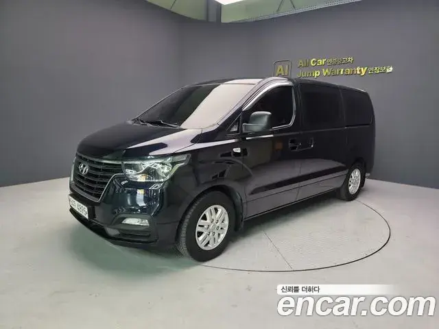 Hyundai Starex Van 3-Seater Smart 2019