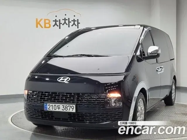 Hyundai Staria Tourer 9-Seater Modern 2024