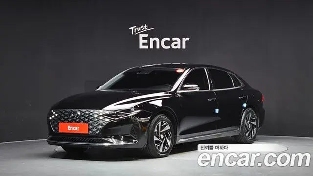 Hyundai Grandeur Premium 2022