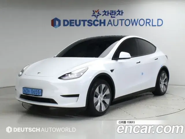 Tesla Model Y RWD 2023