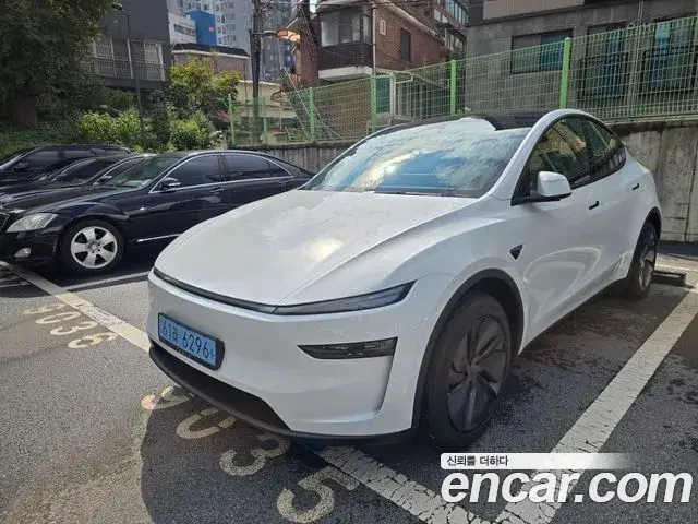 Tesla Model Y Premium RWD 2026
