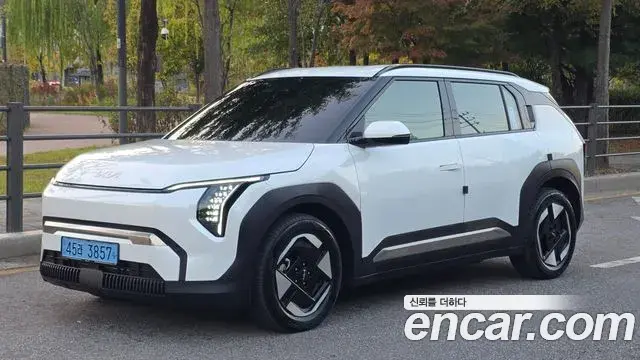 Kia EV3 Long Range 2WD Earth 2024