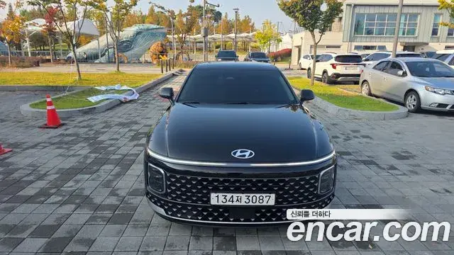 Hyundai Grandeur Premium 2023