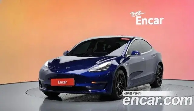 Tesla Model 3 Standard Range Plue RWD 2020