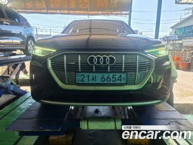 Audi e-tron 55 Quattro Sportback 2021