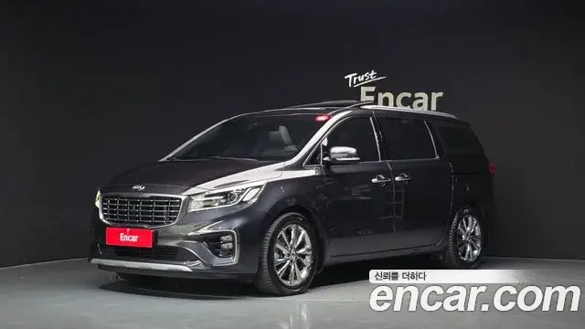 Kia Carnival 7-Seater Limousine President 2019