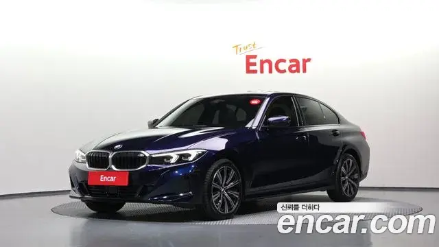 BMW 3-Series 320i 2025
