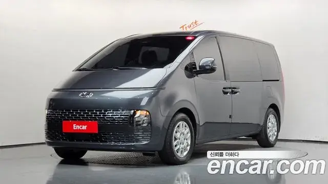 Hyundai Staria Tourer 9-Seater Modern 2022