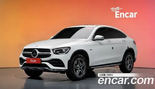 Mercedes-Benz GLC-Class GLC300e 4MATIC Coupe 2021