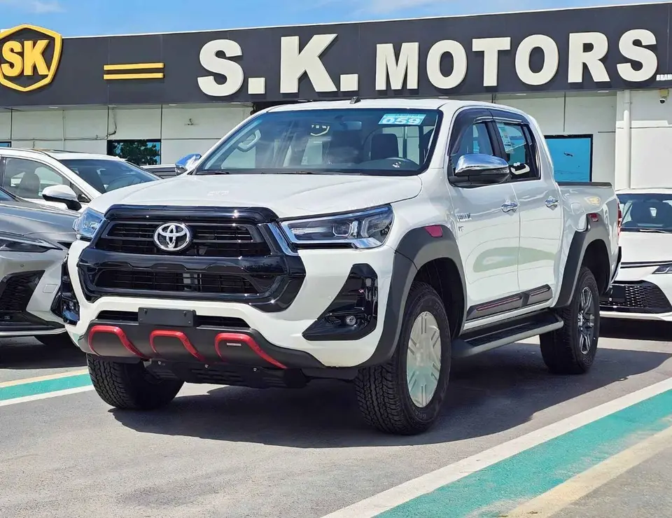 Toyota Hilux SR5 TRD 4.0L PETROL 2026
