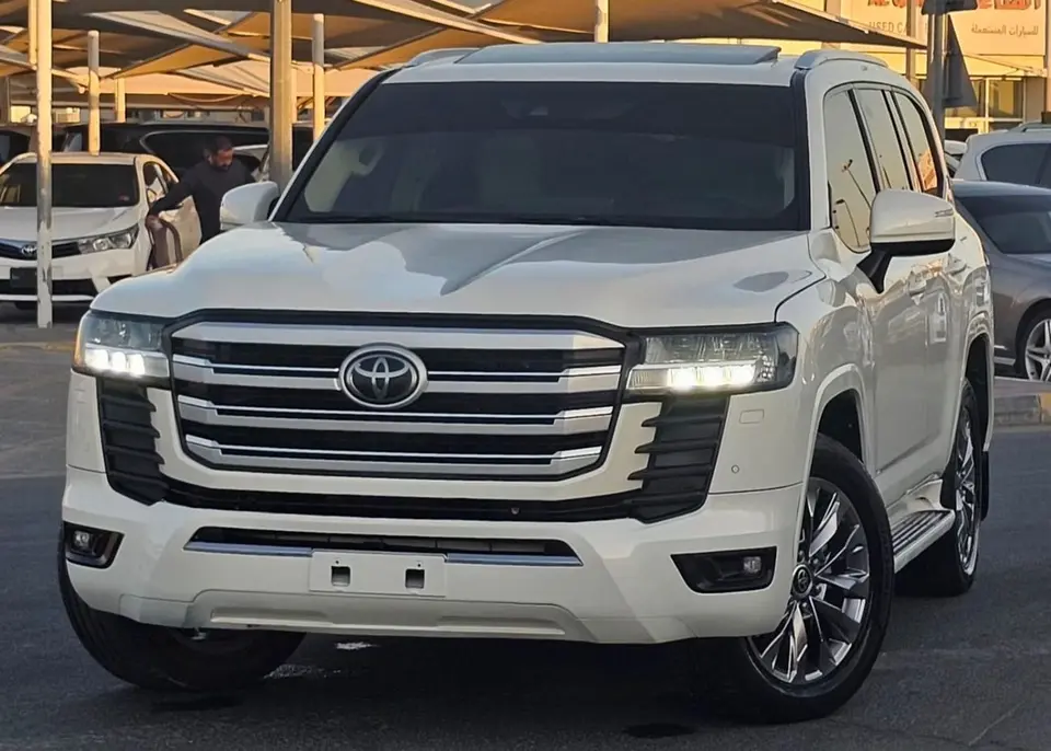 Toyota Land Cruiser GXR 2022