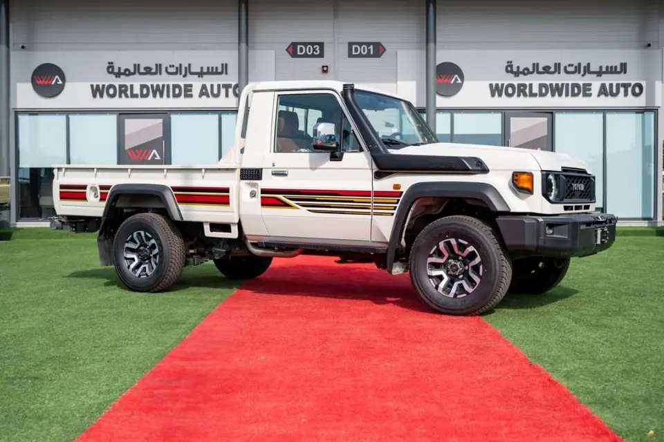Toyota Land Cruiser Pick Up Z1 2025