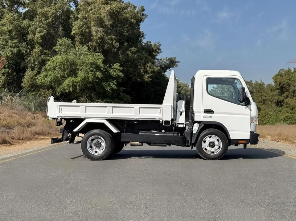 Mitsubishi Canter STANDARD 2026