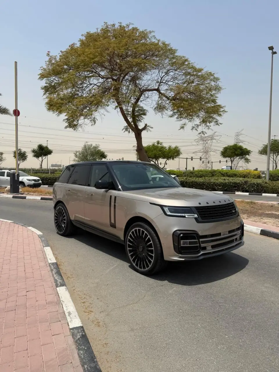 Brabus 700 - Range Rover SV P615 BRABUS RANGE ROVER 2024