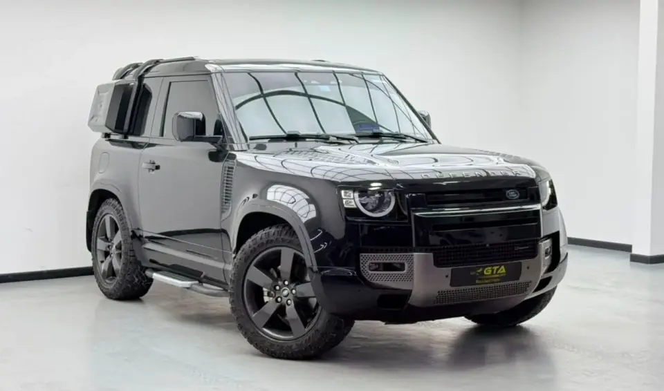 Land Rover Defender 90 X-DYNAMIC HSE P400 2023