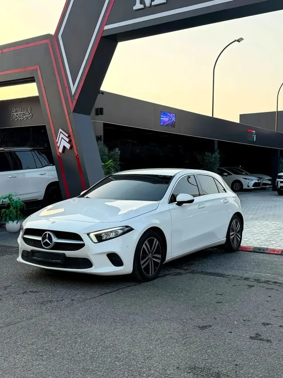 Mercedes-Benz A220 2025