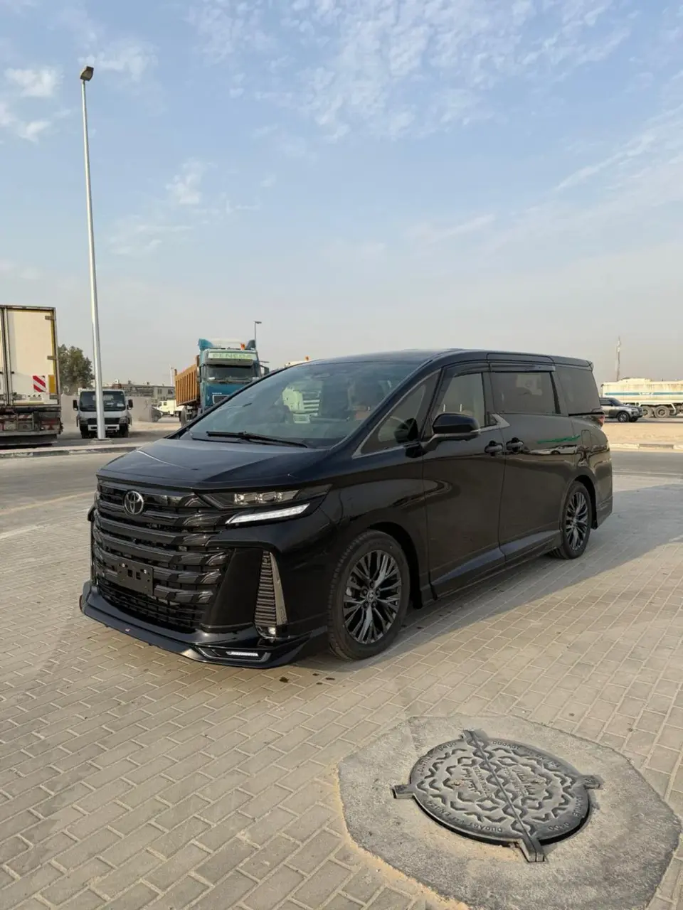 Toyota Alphard TOYOTA VELLFIRE 2024