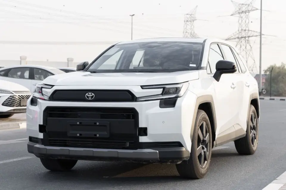 Toyota RAV4 Luxury 2026